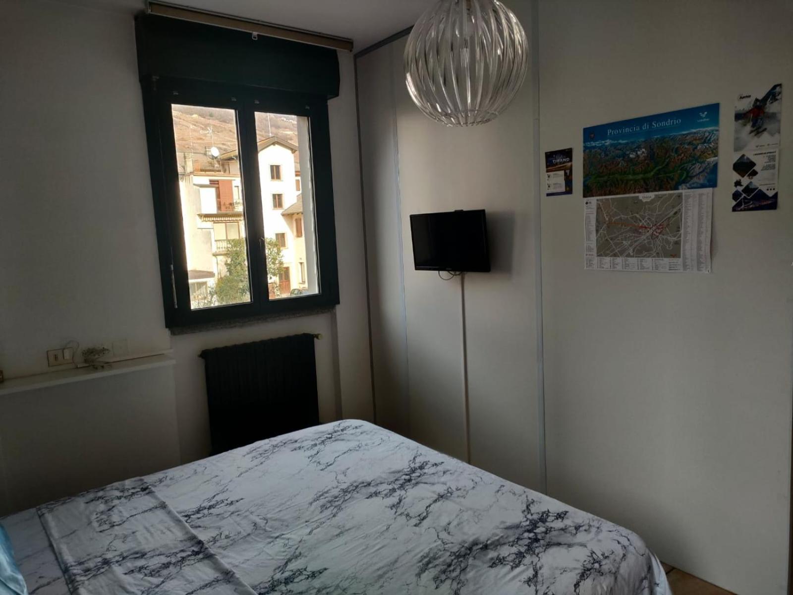 Bernina Station Center Apartment - Тирано Экстерьер фото