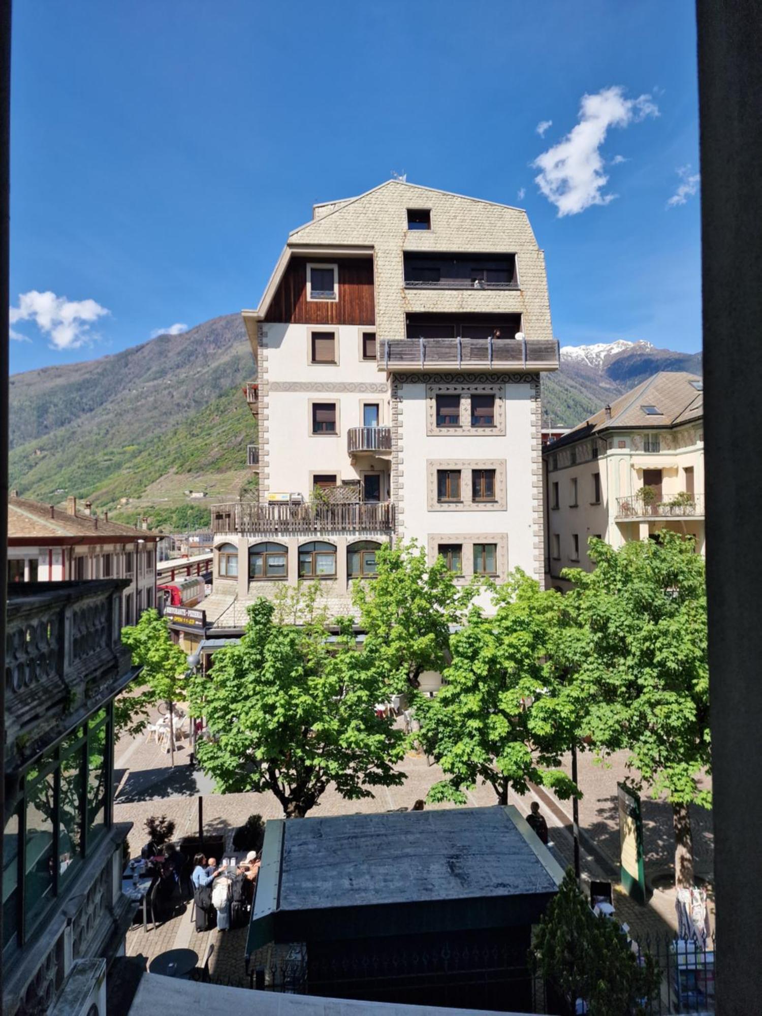 Bernina Station Center Apartment - Тирано Экстерьер фото
