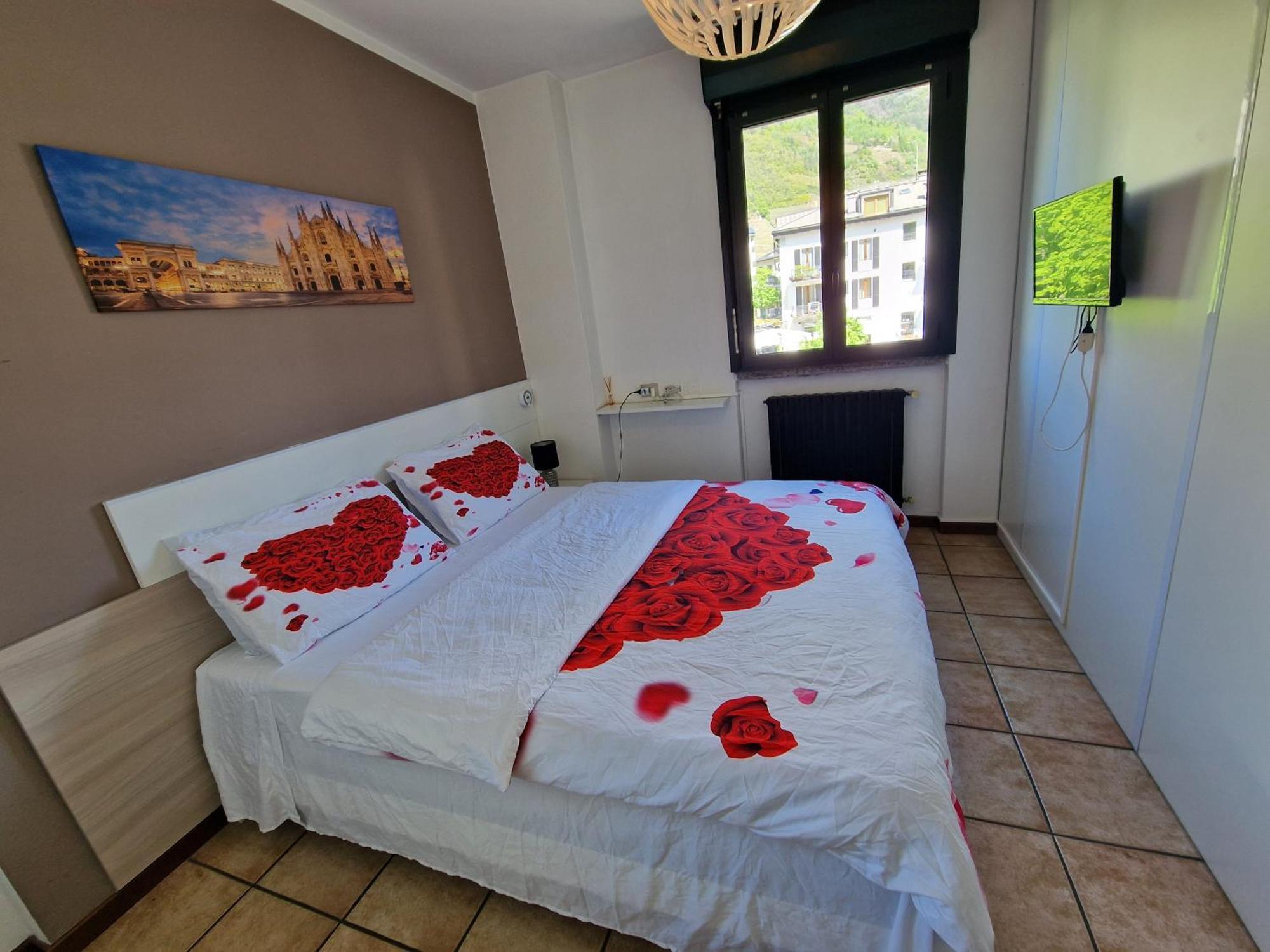 Bernina Station Center Apartment - Тирано Экстерьер фото