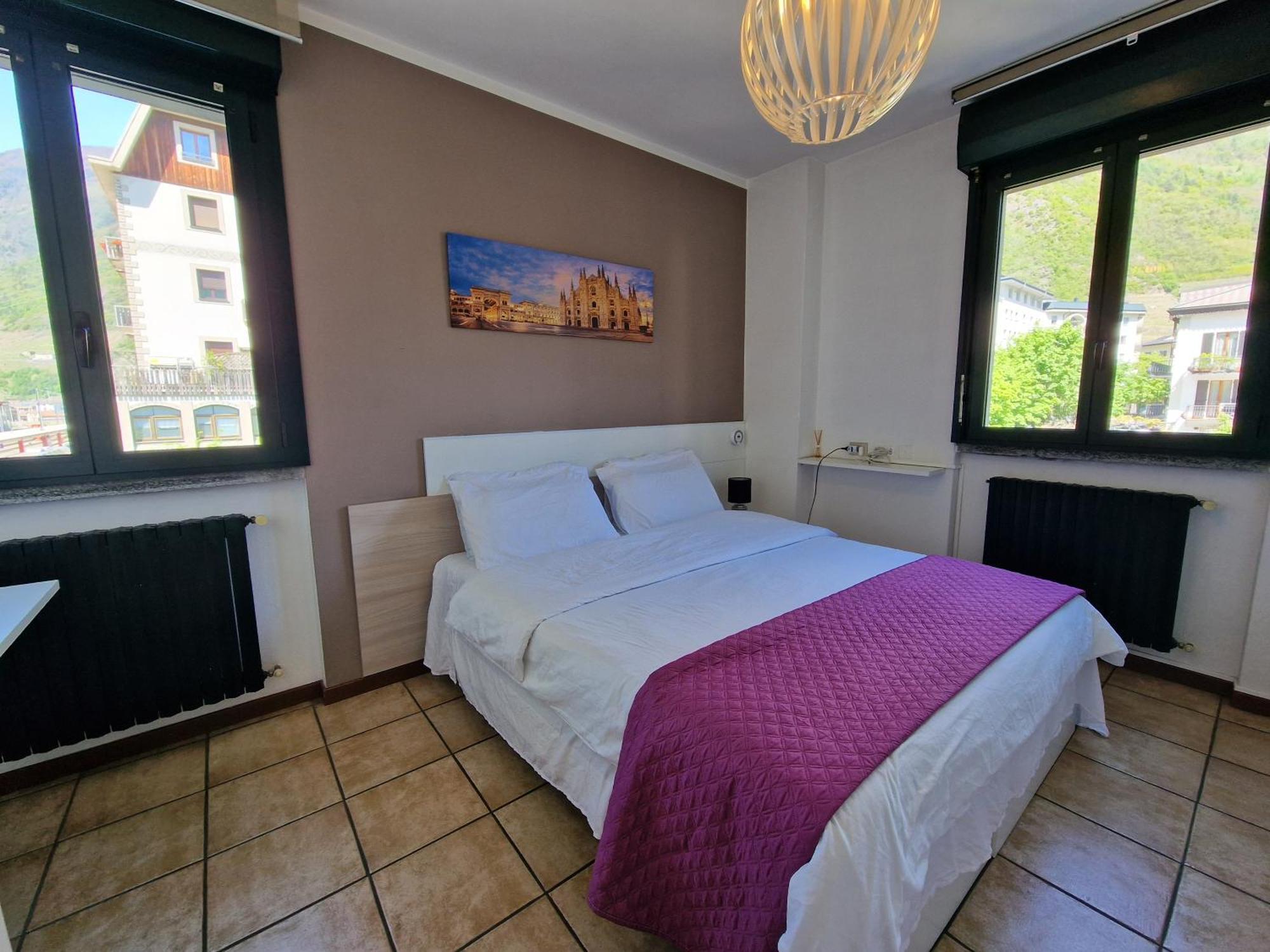 Bernina Station Center Apartment - Тирано Экстерьер фото